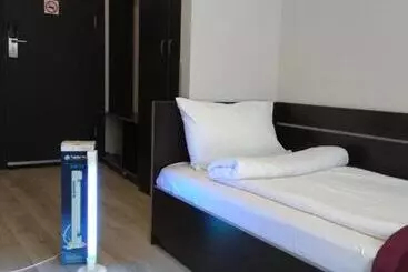 هتل Dolynskiy
