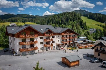 Apart Und Wellnesshotel Dachsteinresort