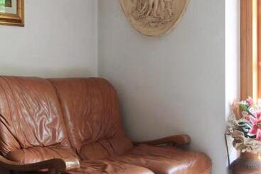 Отель Garnì Goccia D'oro