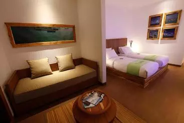 ビラホテル Sedasa Lodge