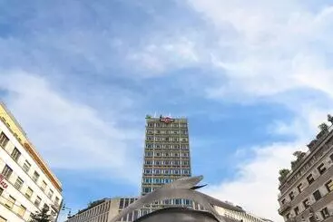 Hostelli Suite Milano Duomo