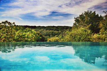 فندق Bonheur & Boheme