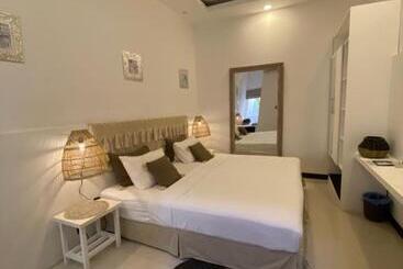 Hotel Canopus Retreat Thulusdhoo