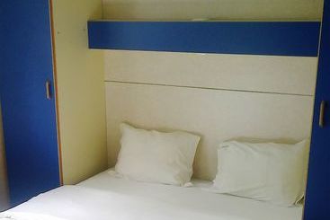 ホテル Parque De Campismo Orbitur Rio Alto