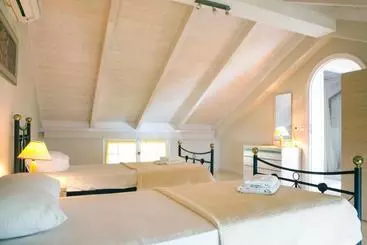 Hotelli Irena Studios & Apartments