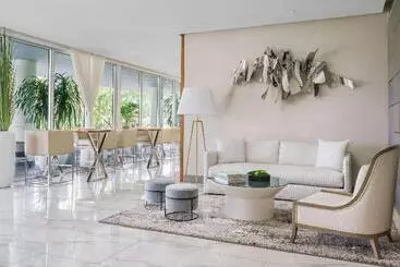 Hotelli The Altair Bay Harbor