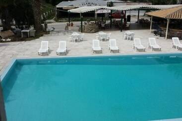 Nikolas Club Apartments