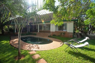 پانسیون Livingstone Lodge