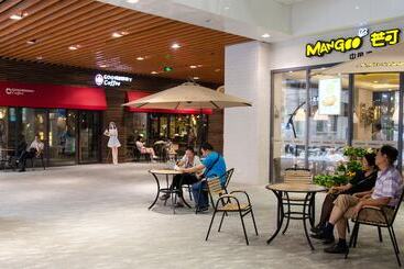 Xi An Mark And Henry Apartment