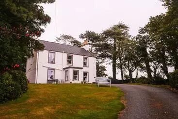 Balyett Farmhouse B&b