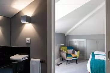 Dear Lisbon  Gallery House