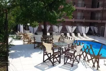هتل Golden Beach