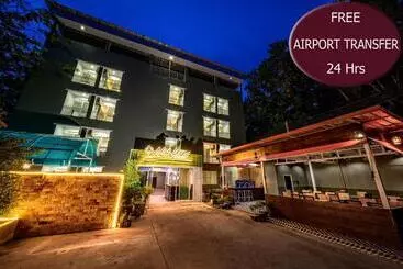 Hotel Naiyang Place Phuket Airport