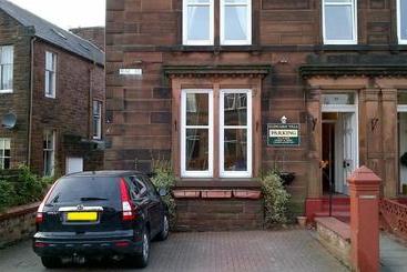 Aamiaismajoitus (B&B) Glencairn Villa