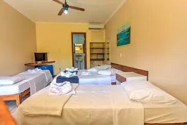 ホテル Pousada Raisis