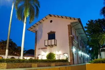 ホテル Los Puentes Comfacundi