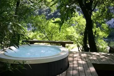 Hotel Prehistoric Lodge   Adult Only
