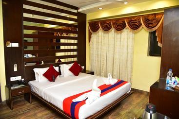 ホテル N S International