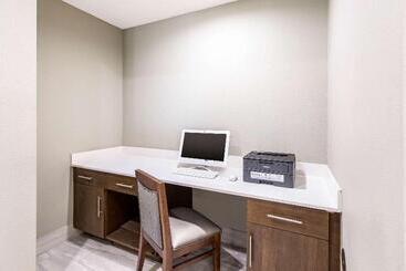 호텔 Quality Inn & Suites Carlsbad Caverns Area