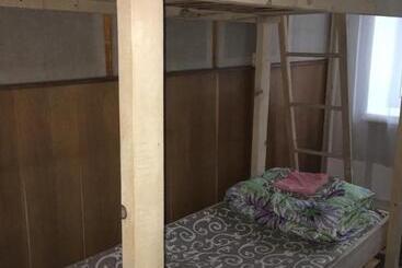 هاستل Baron Munchausen Guest House