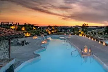 リゾートホテル San Giovanni Terme Rapolano