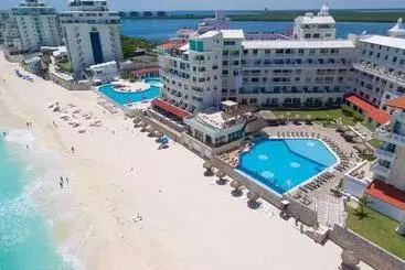 هتل آپارتمان Ar Cancun Plaza