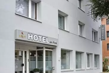 Hotelli Am Park