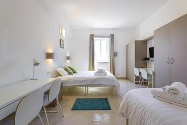 Hotel Ta Gianni Guest House