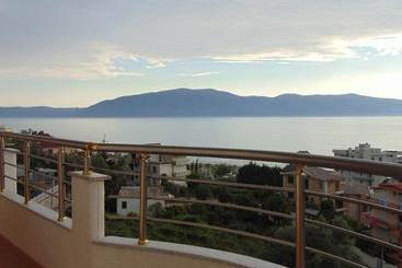 شقق خاصة سياحية Alba Apartment