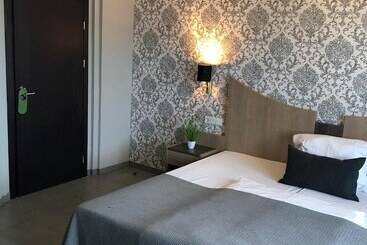 هتل Athen Kelsterbach Frankfurt Airport