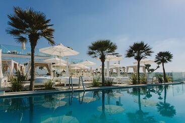 Отель Napa Suites