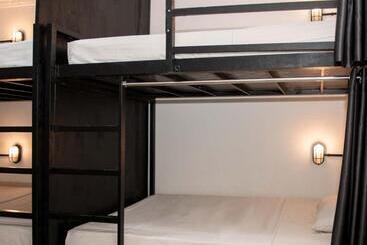 Mad Monkey Hostel Phnom Penh