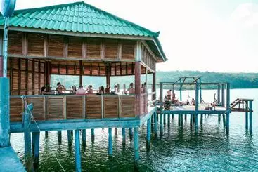 Mad Monkey Koh Rong Samloem   Hostel