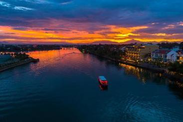 Little Riverside Hoi An . A Luxury Hotel & Spa