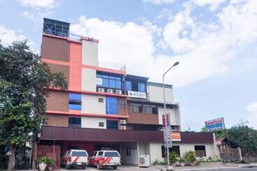 Hotel Countess Pension House