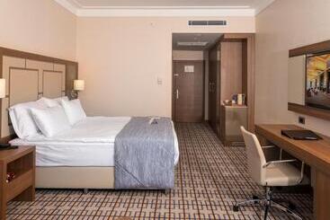 هتل Ramada Plaza By Wyndham Rize