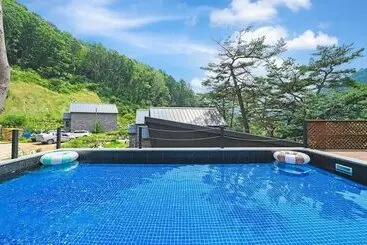Gapyeong On The Hill Dogchae Pension