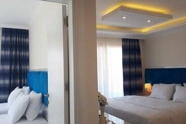 Hotel Mavili Suites