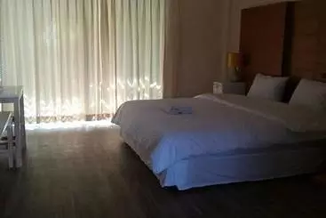 هتل Ozone Health Resort