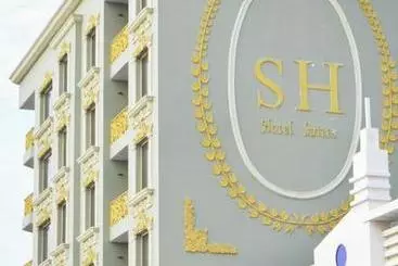 ホテル Lechateau Boutique