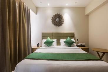 Hotel Floressa Randa, Porur