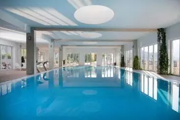 リゾートホテル Lazure Hotel & Marina