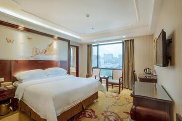 Vienna International Hotel Jieyang Jieyanglou
