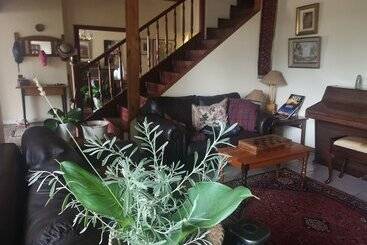 膳宿费 800 At Merton