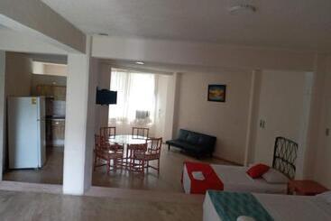 Hotel Galerias Diana