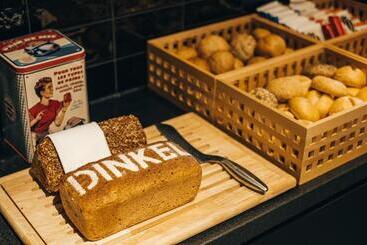 Vilotel   Hotel & Restaurant