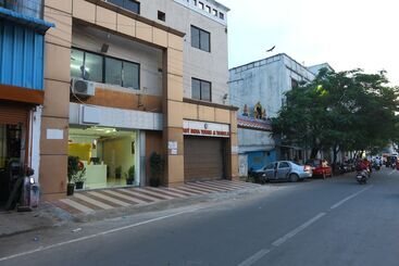 Szálloda OYO 9372 Rich Inn