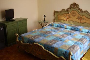 Отель Ristorante Vittoria