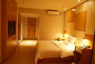 فندق Starway  Shihezi Municipal Government