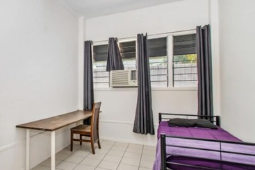 旅馆 Avenues Xchange